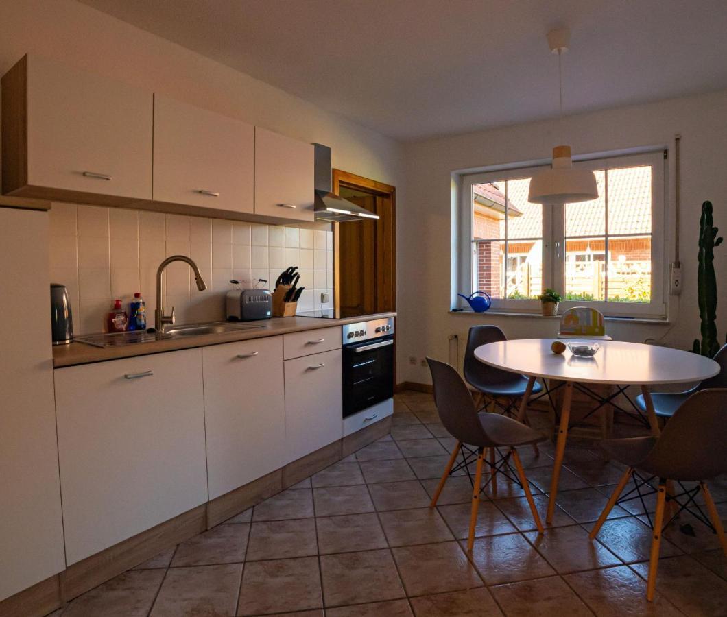 Schoenes & Gemuetliches Ferienhaus Nahe Der Nordsee Schortens Extérieur photo